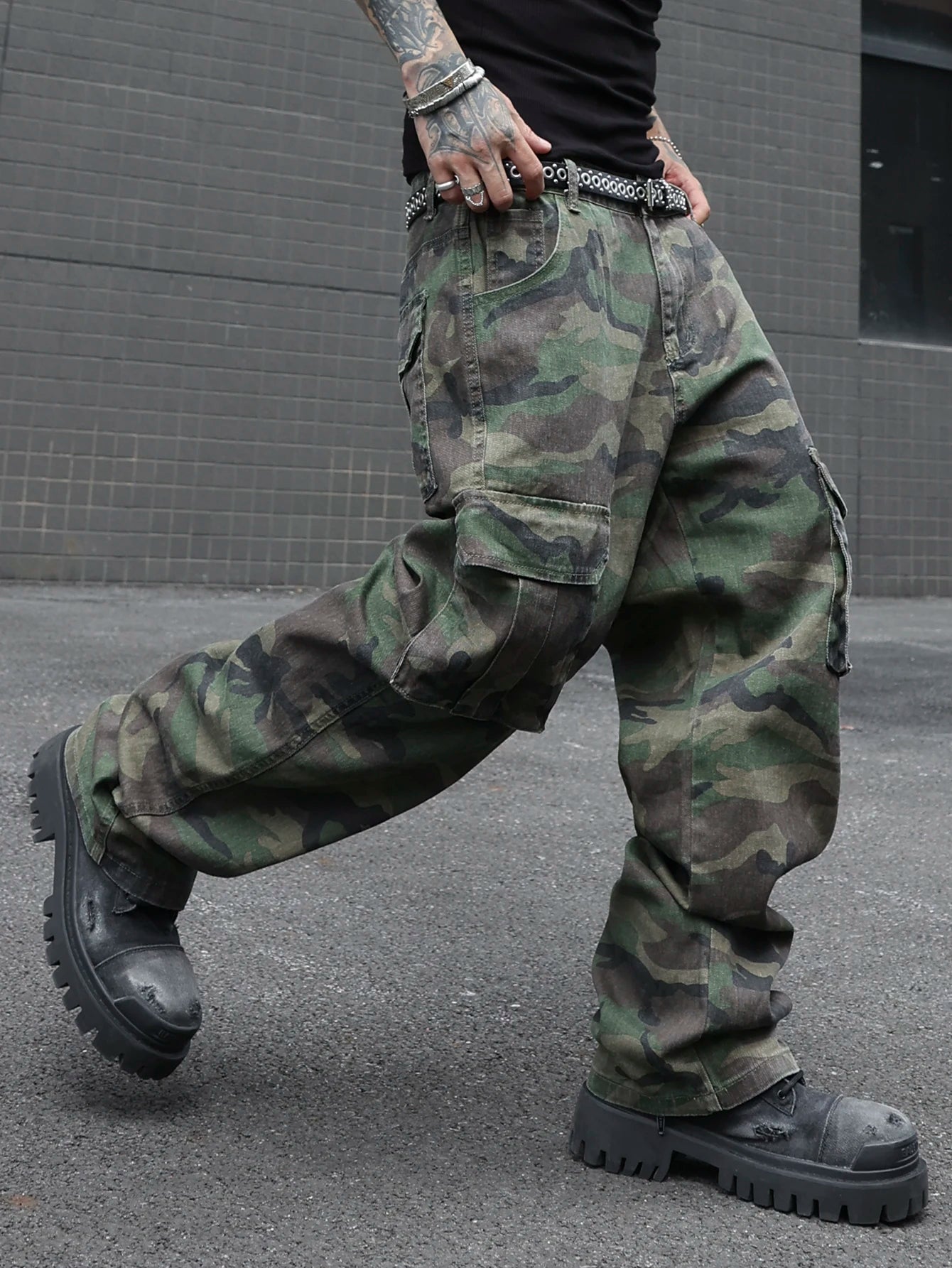 Men's camouflage utility jeans