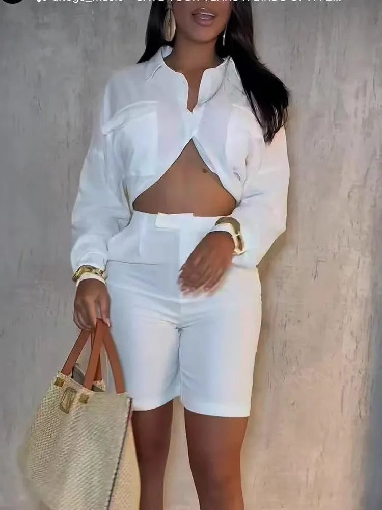White Long Sleeves Exposed Waist Shirt & High Waist Shorts Suit