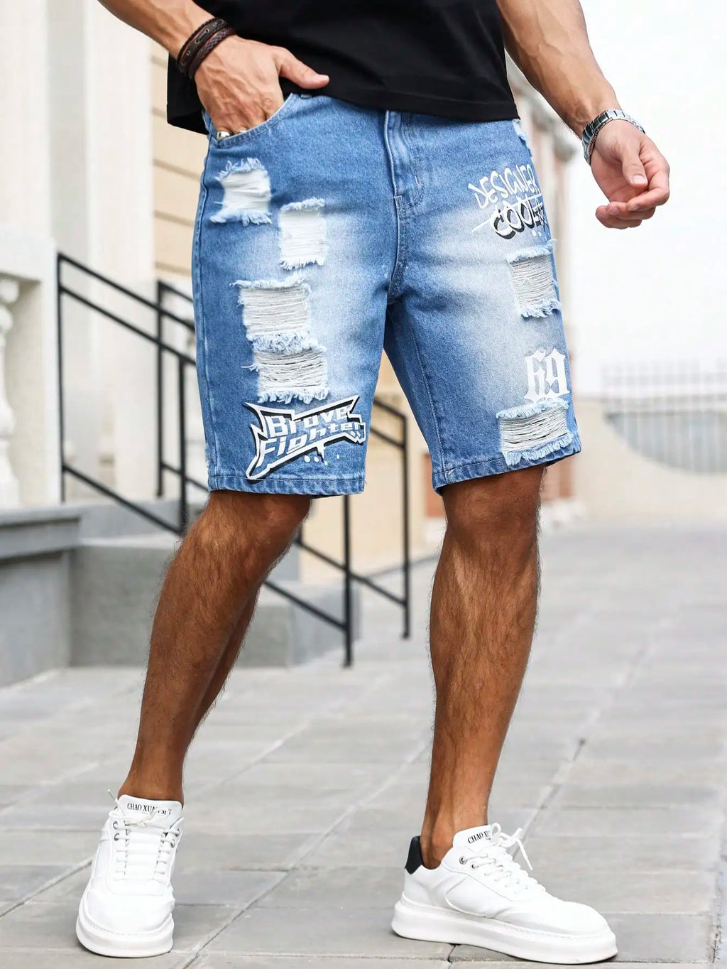 Ripped denim shorts