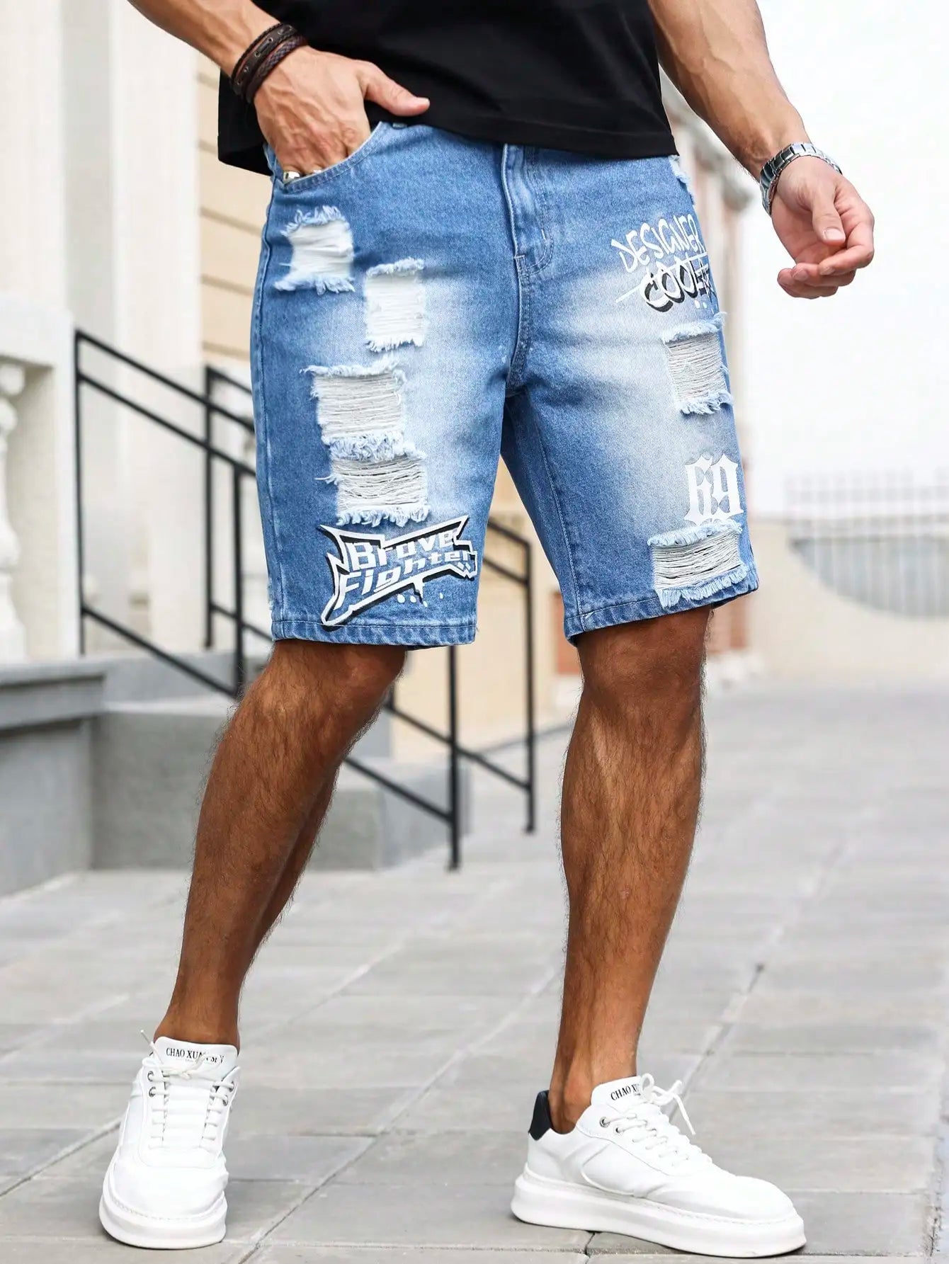Ripped denim shorts