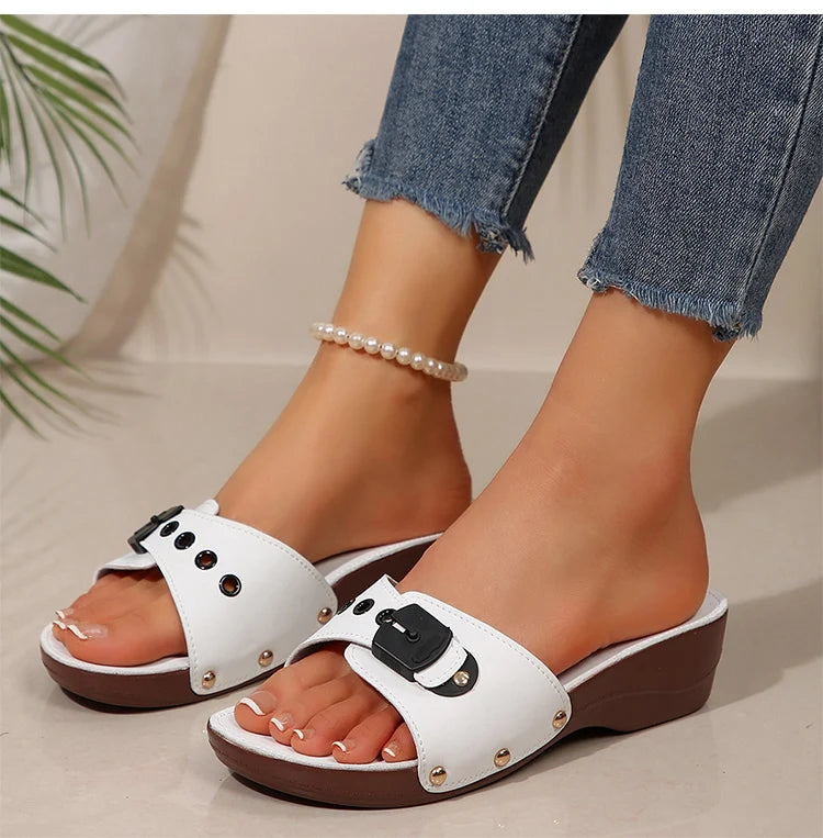 Soft Wedges Heeled Sandals