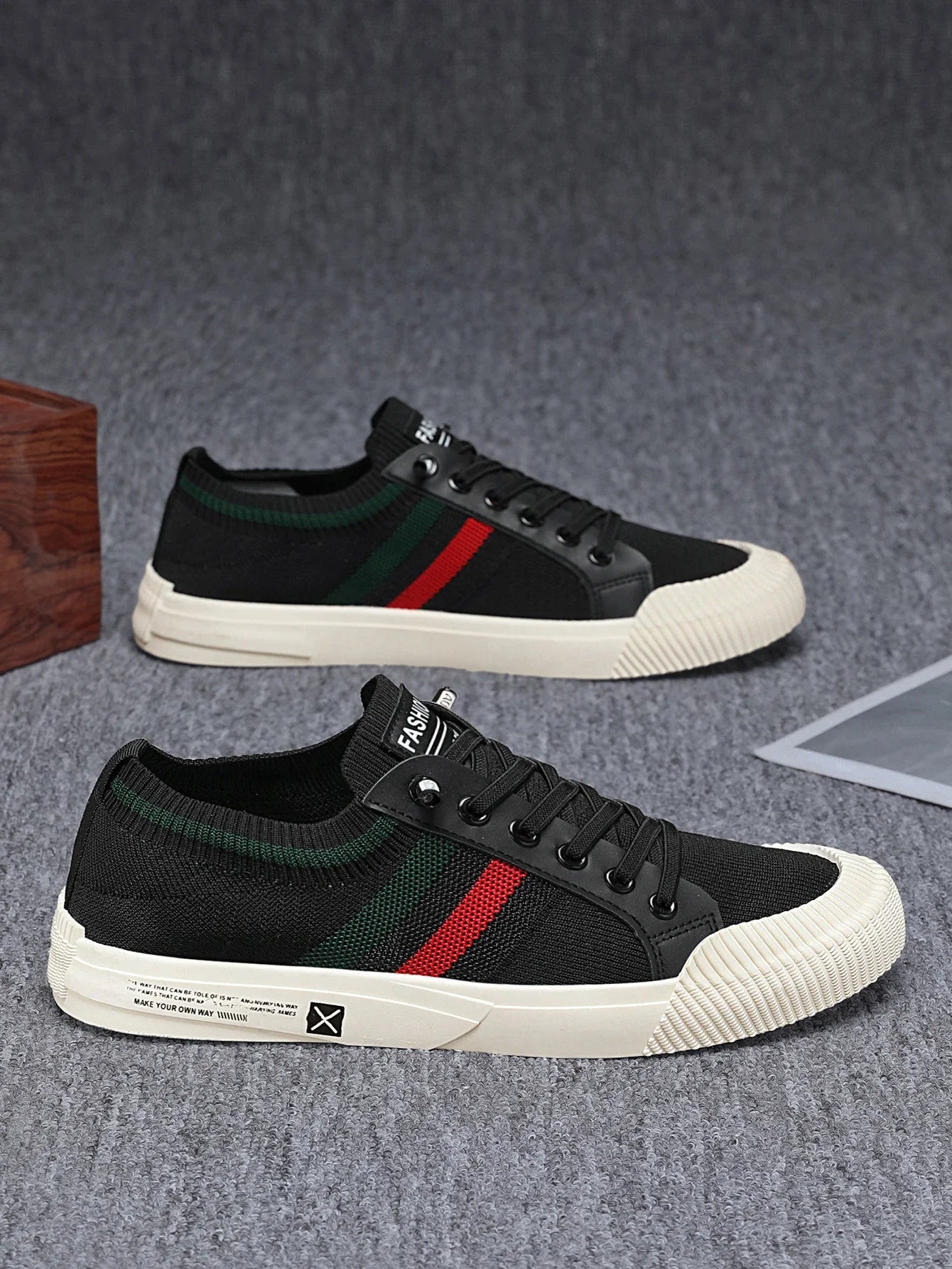 Men's Casual Shoes