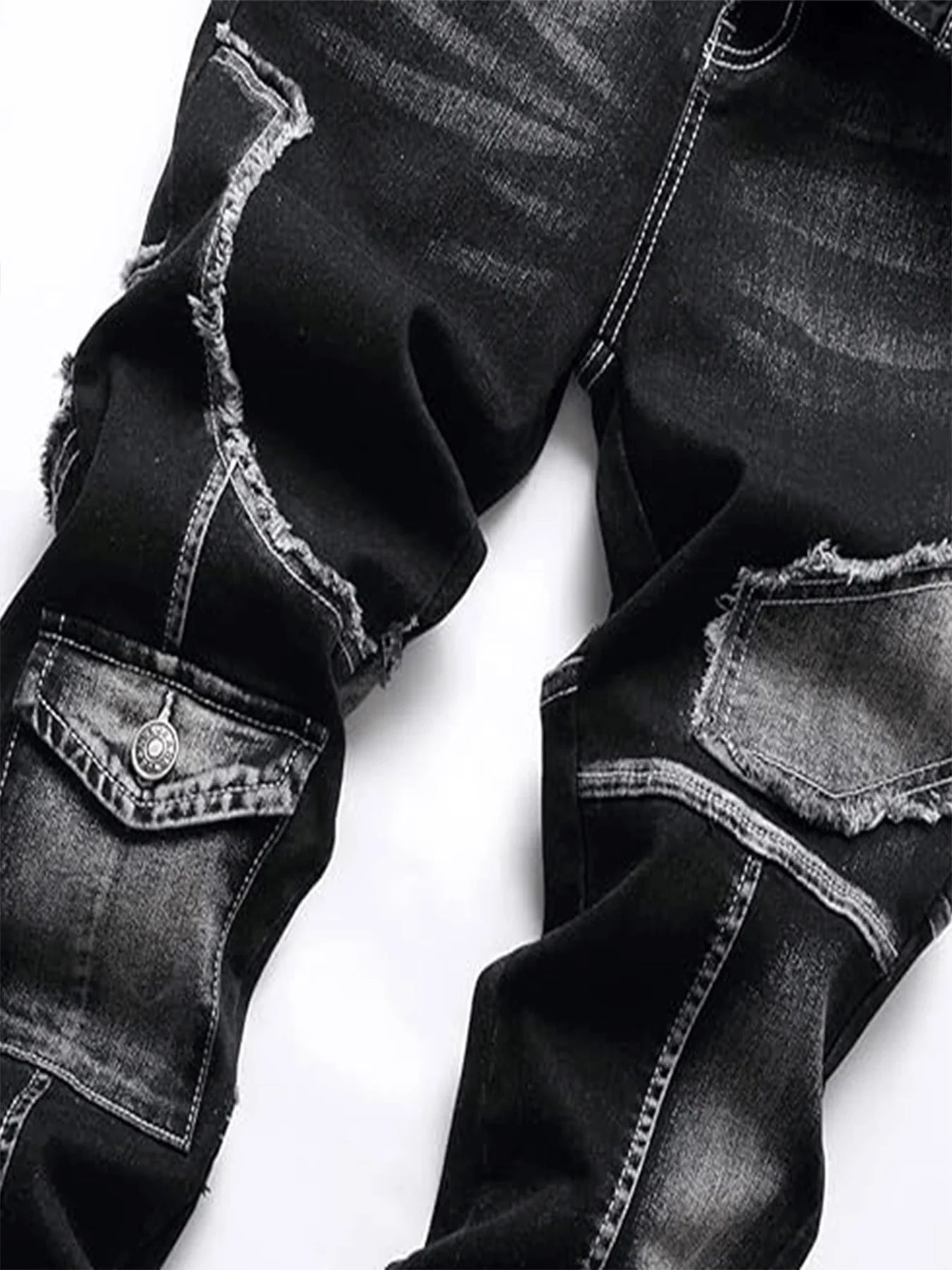 Mid-high waist fringed jeans
