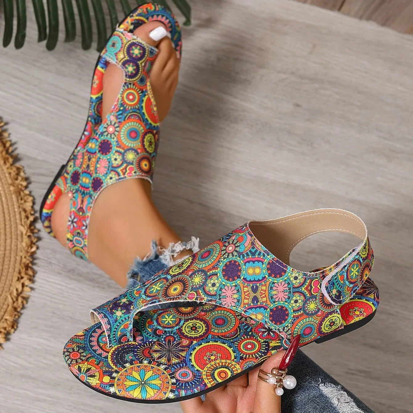 Women’s floral Flats