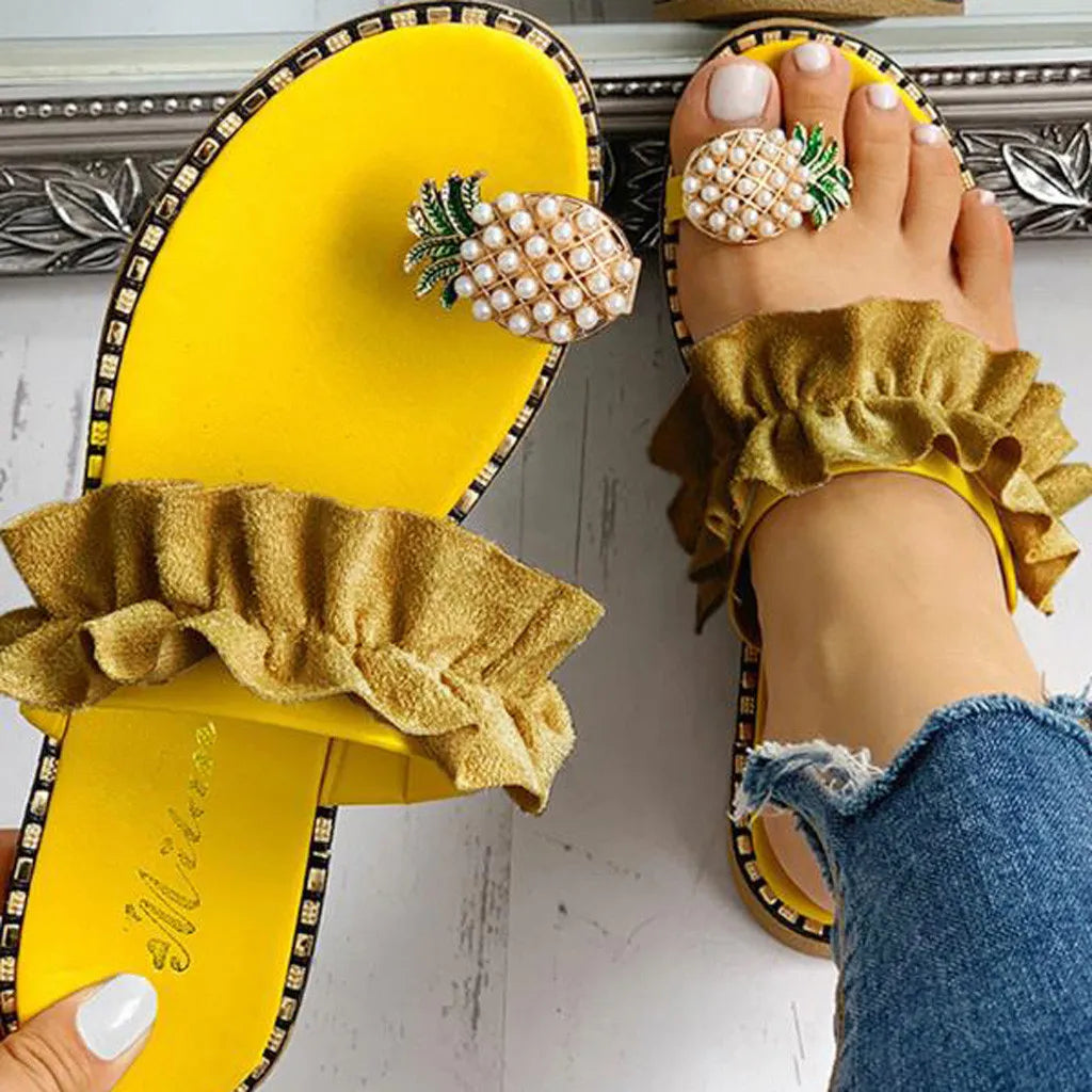 Pineapple Pearl Flat Toe Sandals