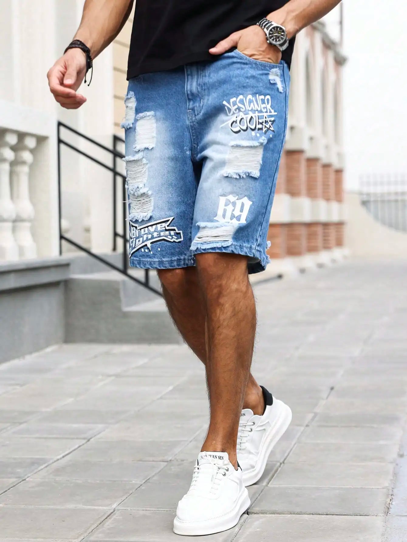 Ripped denim shorts